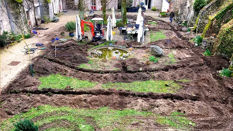 Jardin existant préparé avant sa restructuration paysagère